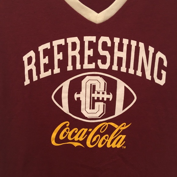 Refreshing Coca-Cola Short Sleeves Tee Size Medium - Picture 3 of 5